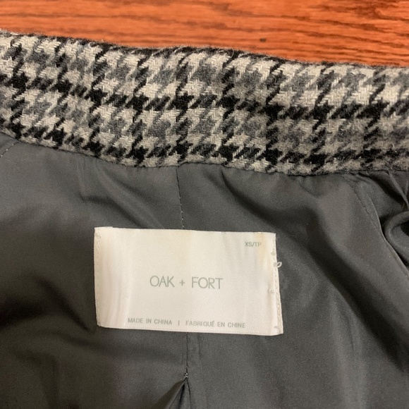 Oak + Fort Pea Coat - Picture 4 of 6